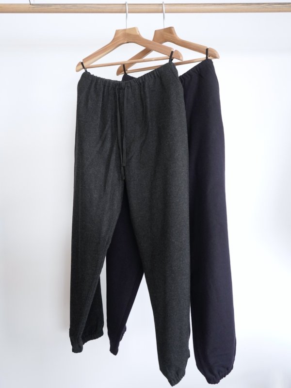 画像1: 「COMOLI」カシミヤドローストリングパンツ (1)