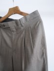 画像6: 「AURALEE」 SUPER LIGHT WOOL TWO TUCK SLACKS  (6)