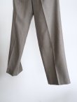 画像9: 「AURALEE」 SUPER LIGHT WOOL TWO TUCK SLACKS  (9)