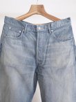 画像6: 「AURALEE」SELVEDGE FADED LIGHT DENIM WIDE PANTS (6)