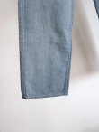 画像5: 「AURALEE」SELVEDGE FADED LIGHT DENIM WIDE PANTS (5)