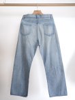 画像8: 「AURALEE」 SELVEDGE FADED LIGHT DENIM PANTS (8)