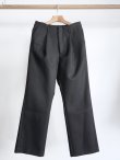 画像1: 「AURALEE」 LIGHT MELTON ONE-TUCK SLACKS (1)