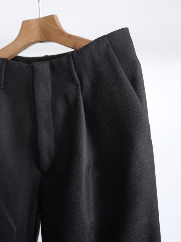 画像4: 「AURALEE」 LIGHT MELTON ONE-TUCK SLACKS (4)