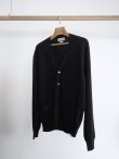 画像11: 「COMOLI」SCOTT&CHARTERS Vネック カーディガン (11)
