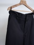 画像2: 「COMOLI」ウールサージパンツ (2)