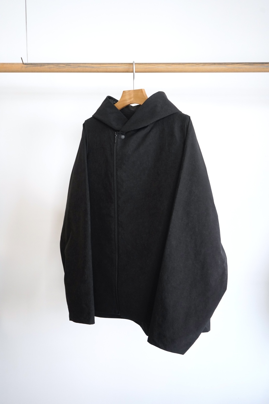 TEATORA」(テアトラ)CARTRIDGE HOODIE BARRIERIZER -LIMITED-