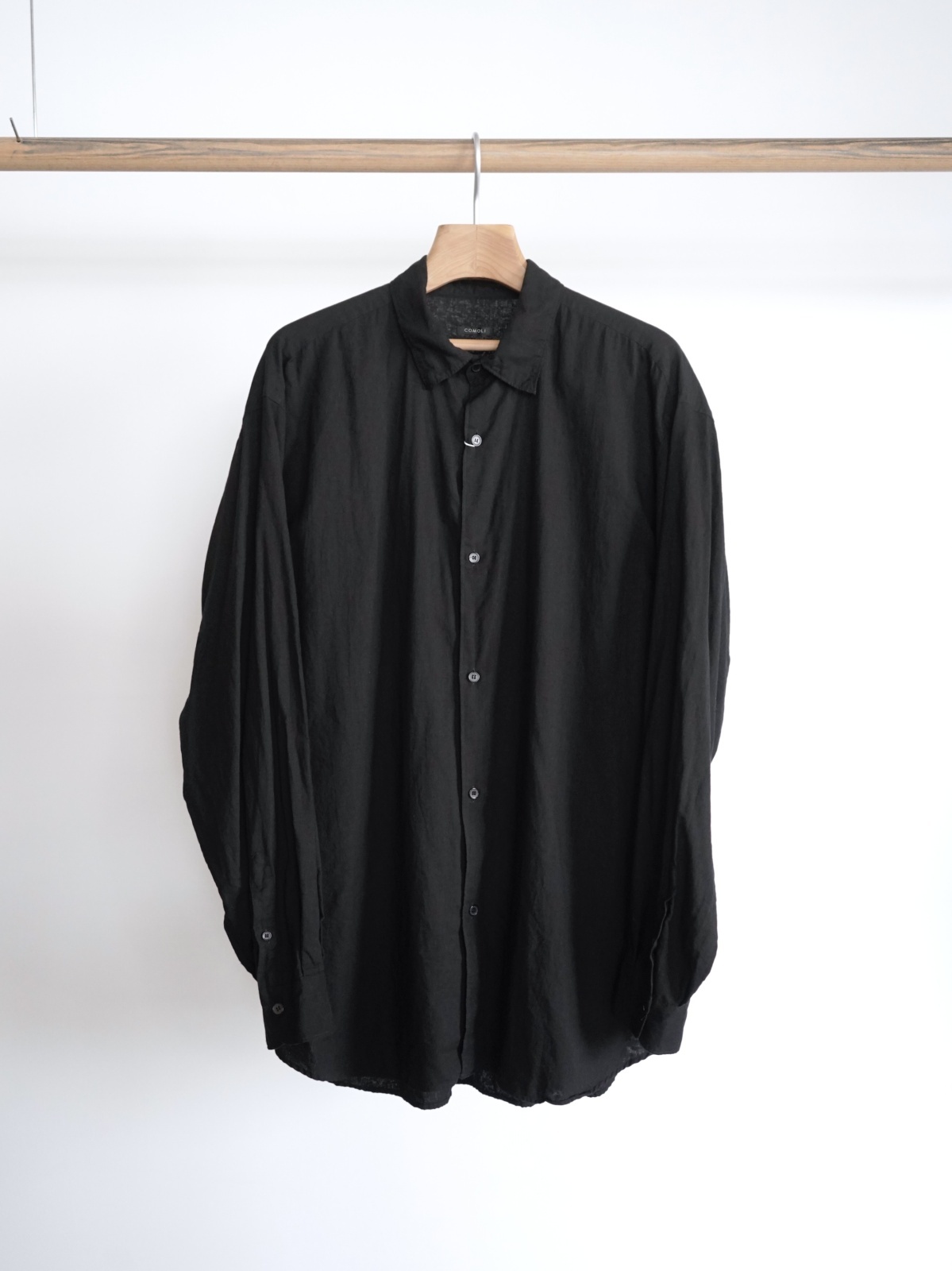 COMOLI」KHADIコットンWレイヤー コモリシャツ